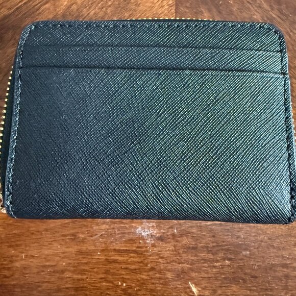 Michael Kors Jet Set Travel Wallet - Picture 2 of 5